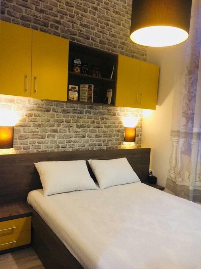 Zen Apartments Орадя Экстерьер фото